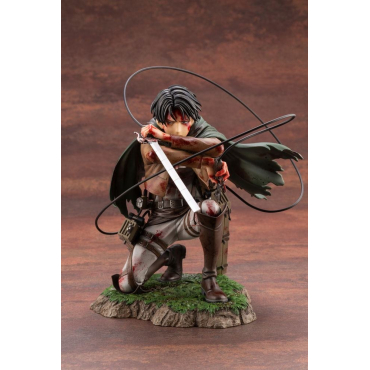 Attack On Titan - Figurine...